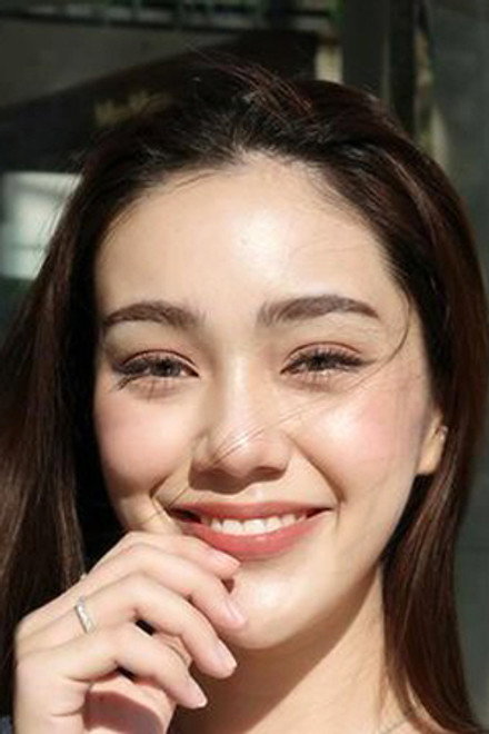 Dena Sathonghon