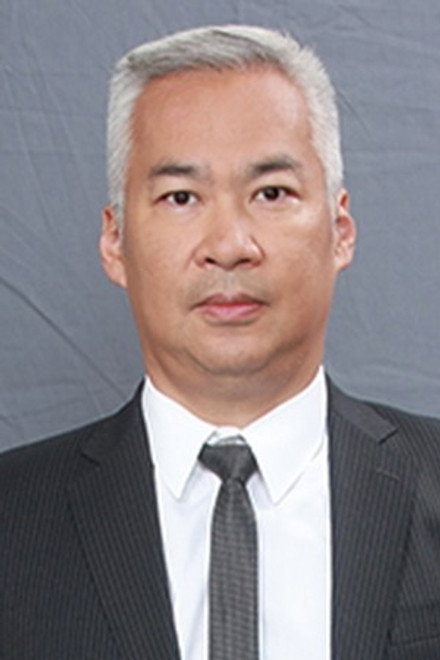 張本立