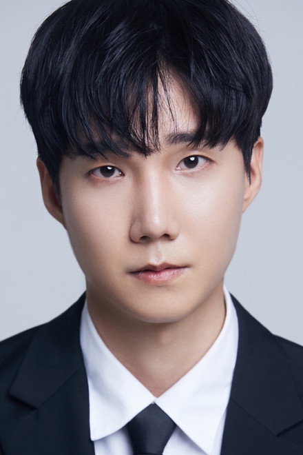 乾宇