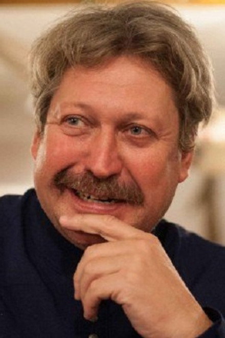 Виктор Павлюченков