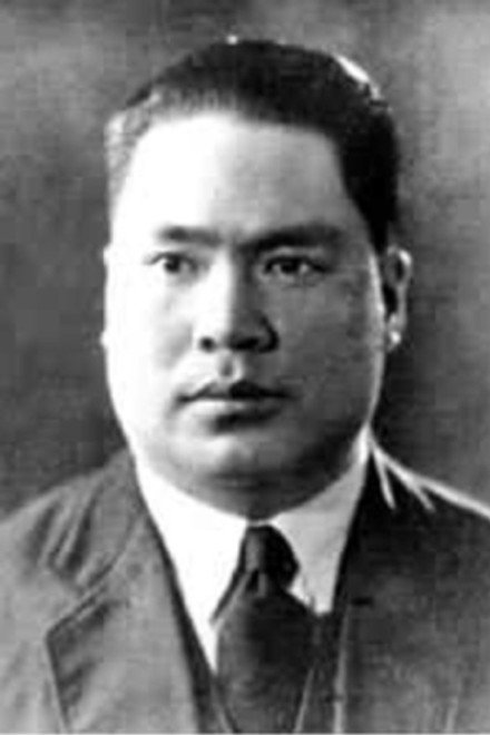 罗明佑