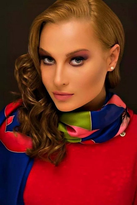 ماريا أونا