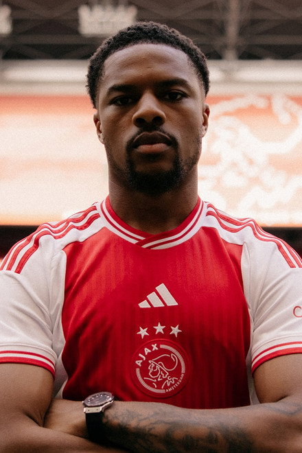 Chuba Akpom