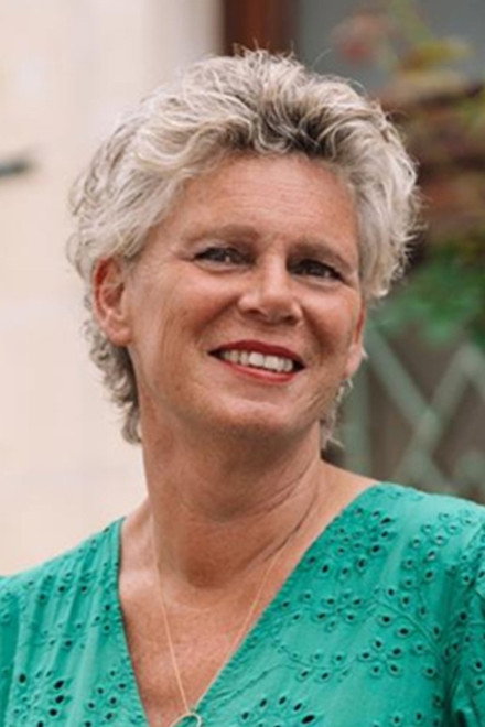Petri Damen