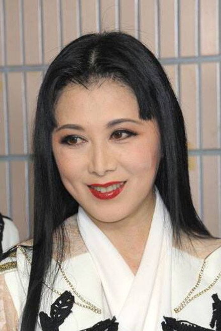 高嶺ふぶき