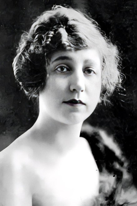 Lillian Gale