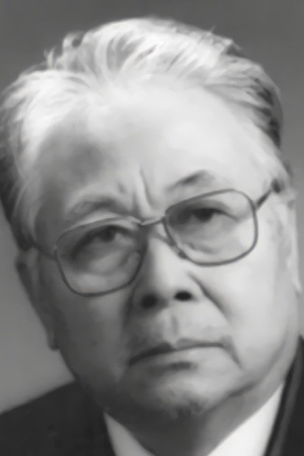 魏启明