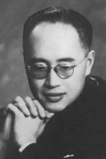 黄佐临