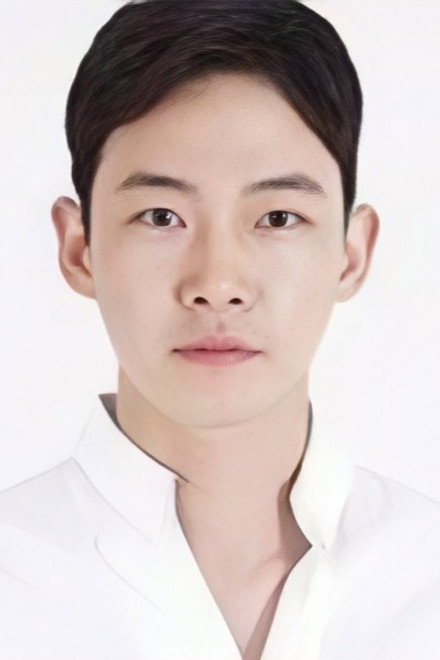 이건우