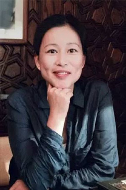 周轶君