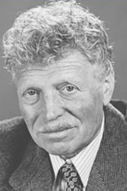 Александр Вахтеров