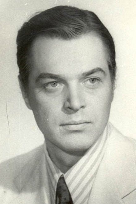 Александр Овчинников