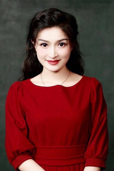 冯佳