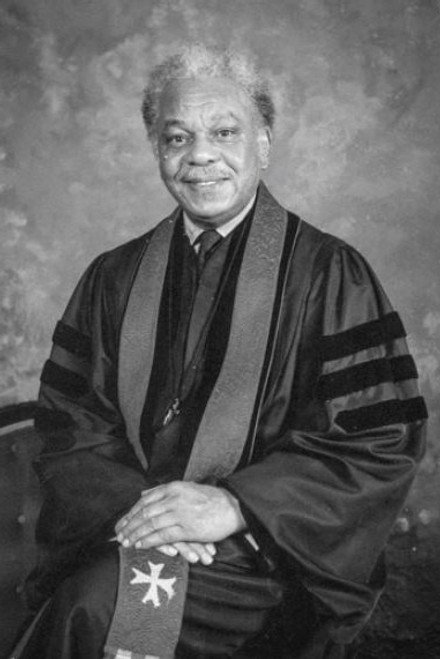 Kingsley Tweed