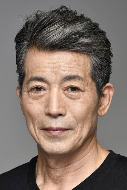 宇纳佑