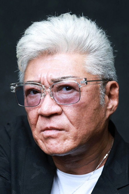 小泽仁志