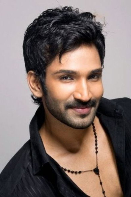 Aadhi Pinisetty
