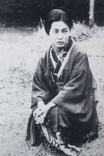 佐多稲子
