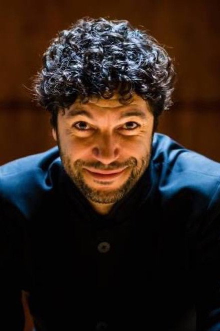 Iván Palomares