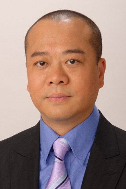 欧阳震华