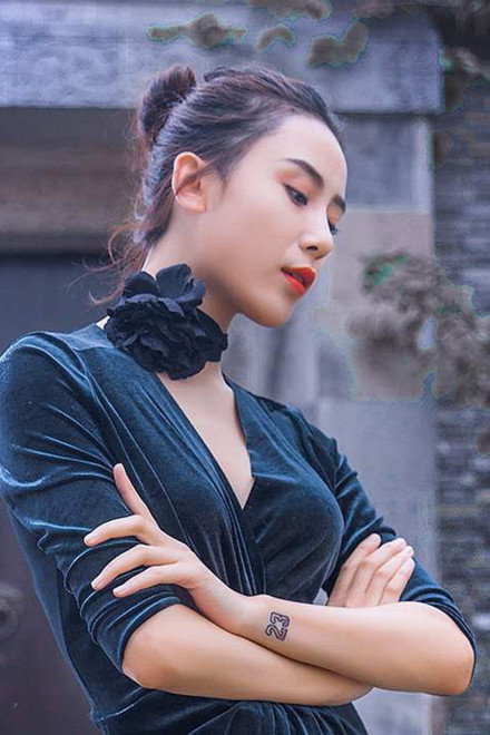阳巧玥