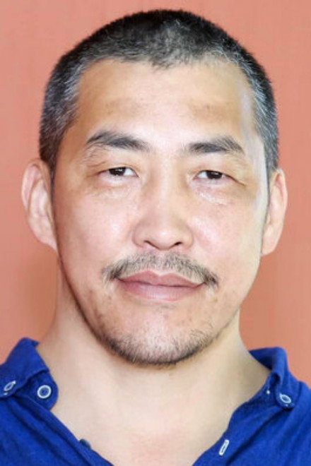 阿马杜·马马达科夫