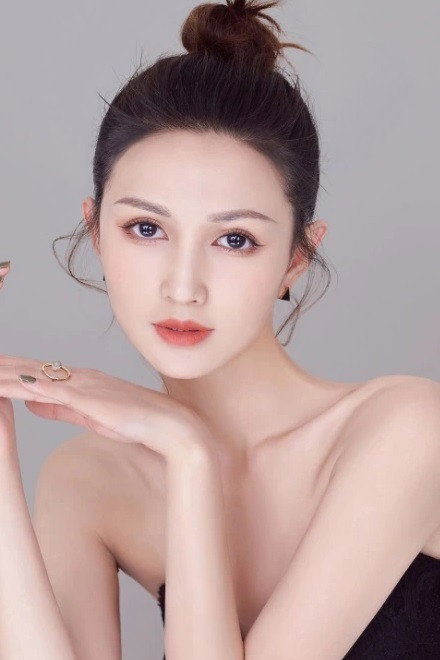 赵明莉