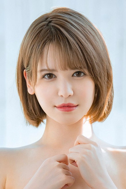千鶴えま