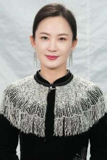 隋佳
