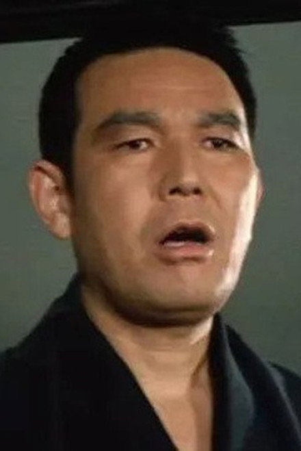 诸角启二郎