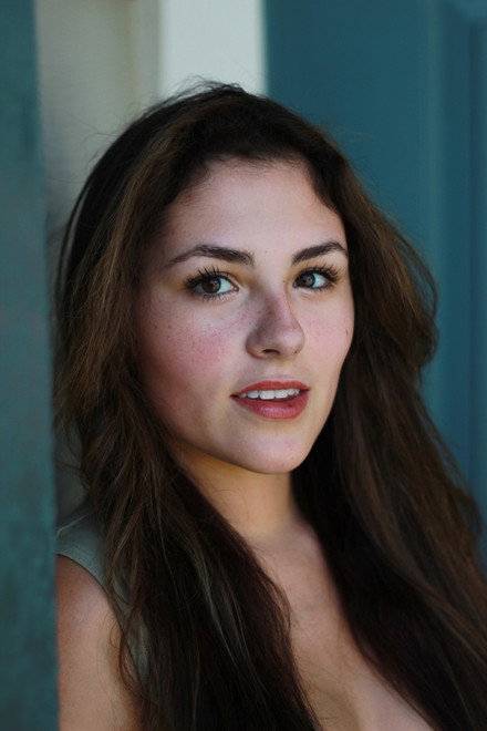 Tess Therrien