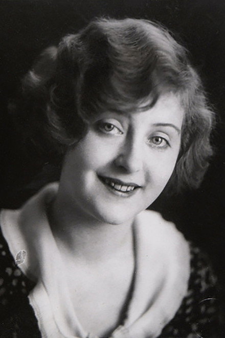 Iris Arlan