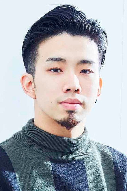 新井和辉